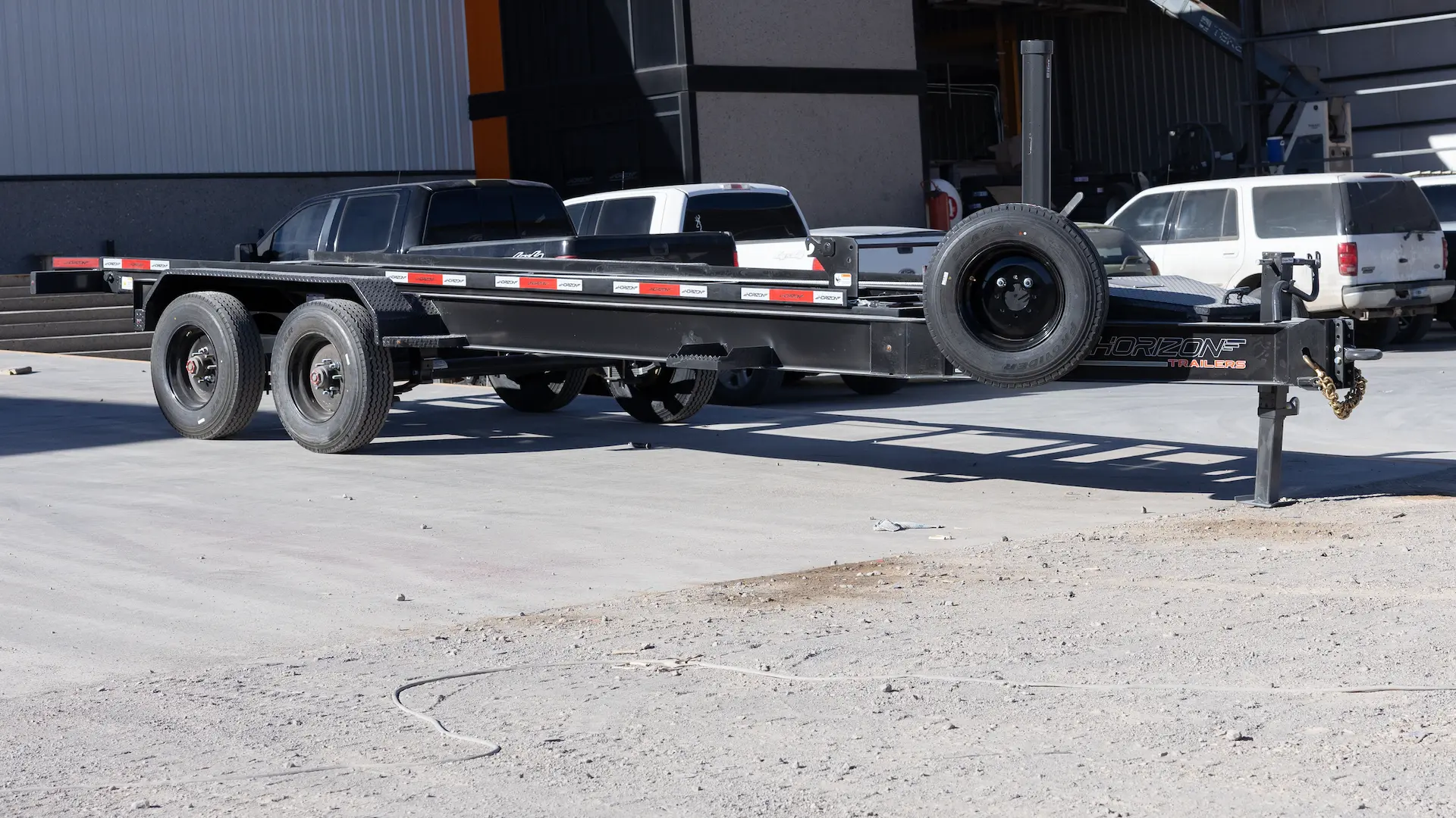 horizon trailers img